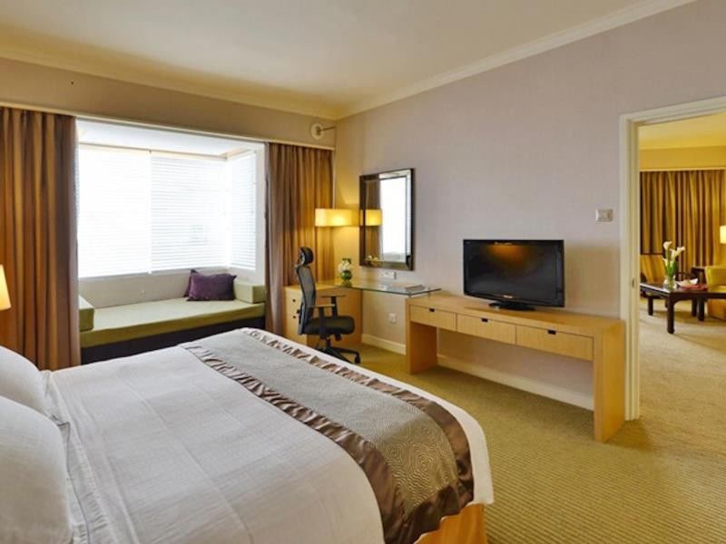 Hotel Equatorial Melaka Εξωτερικό φωτογραφία Suite