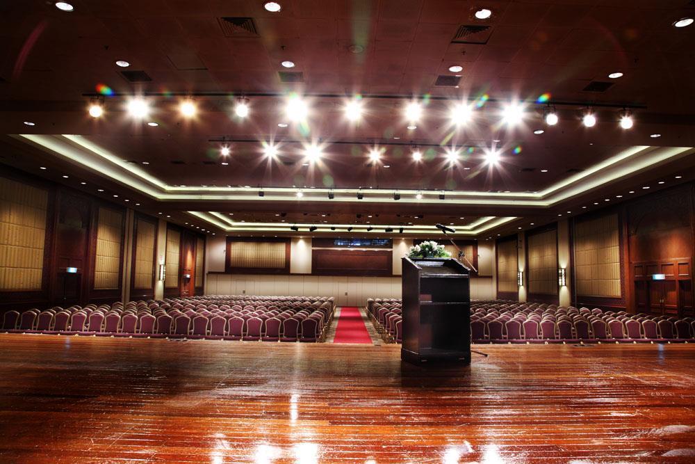 Hotel Equatorial Melaka Εξωτερικό φωτογραφία The Auditorium