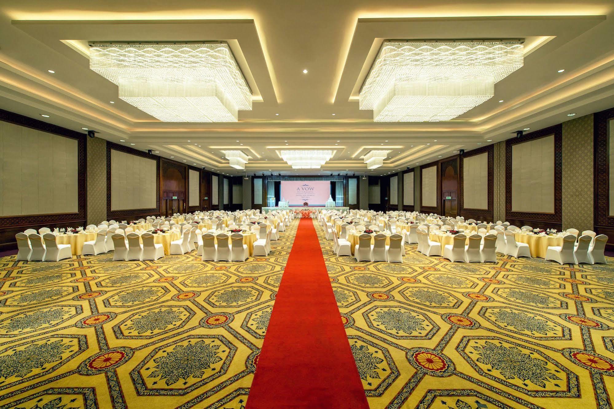Hotel Equatorial Melaka Εξωτερικό φωτογραφία The Grand Ballroom
